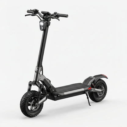 VORTEX Y8 2x2 Trotinete elétrica conectada via aplicação. Conta com uma potência combinada de 1000 W, dupla suspensão e autonomia até 25 km; está em conformidade com as regras de trânsito de Portugal