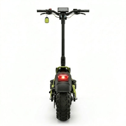 VORTEX Z10 2x2 Trotinete elétrica conectada via aplicação. Conta com uma potência combinada de 4000 W, dupla suspensão e autonomia até 65 km; está em conformidade com as regras de trânsito de Portugal