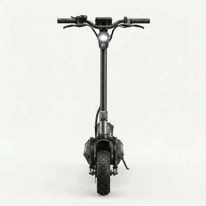 VORTEX Y8 2x2 Trotinete elétrica conectada via aplicação. Conta com uma potência combinada de 1000 W, dupla suspensão e autonomia até 25 km; está em conformidade com as regras de trânsito de Portugal