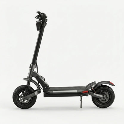VORTEX Y8 2x2 Trotinete elétrica conectada via aplicação. Conta com uma potência combinada de 1000 W, dupla suspensão e autonomia até 25 km; está em conformidade com as regras de trânsito de Portugal
